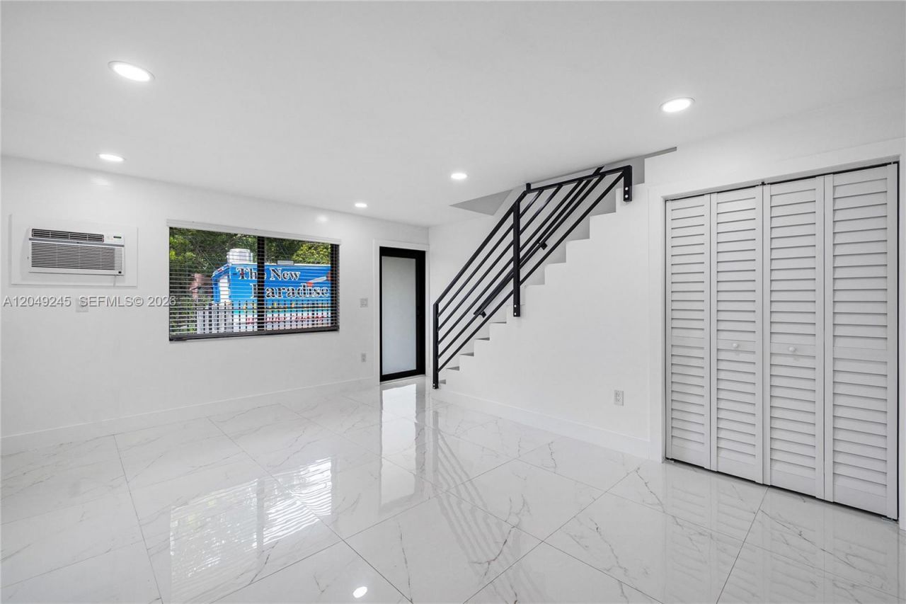 131 NE 77th St , Miami, FL 33138 Photo