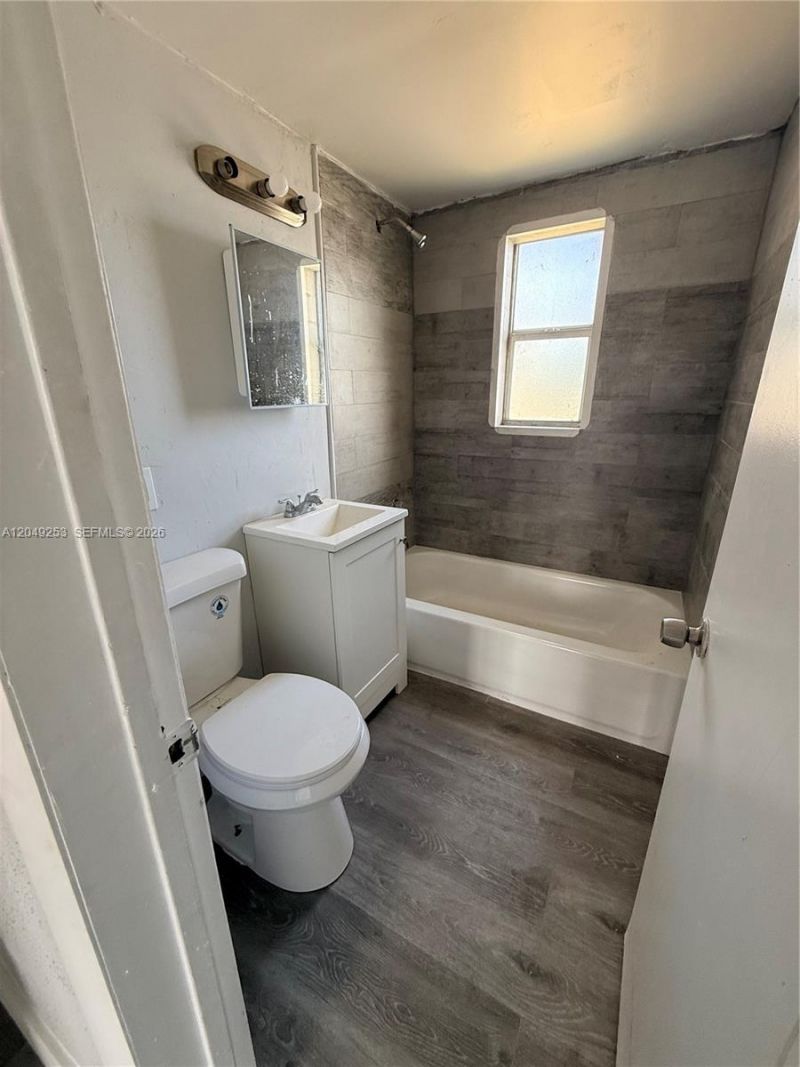 7001 NW 15th Ave, Unit 4, Miami, FL 33147 Photo