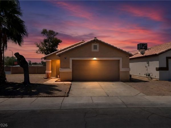 2001 Garnet Gable Avenue , Las Vegas, NV 89106