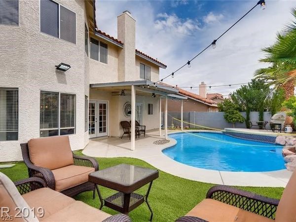8645 Caribbean Court, Las Vegas, NV 89117
