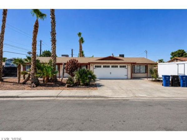 4985 Arizona Avenue, Las Vegas, NV 89104