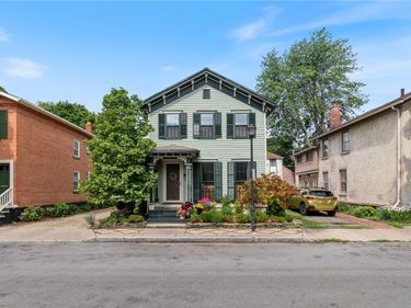 11 Greenwood Street , Rochester, NY 14608