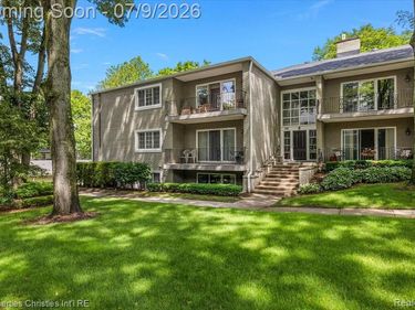 1113 N Old Woodward Avenue, Birmingham, MI 48009