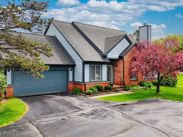 2799 Lochmoor Boulevard, Orion Township, Mi 48360