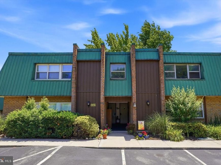 114 Meadowview Lane, Unit 114, Mont Clare, PA 19453 Main Photo