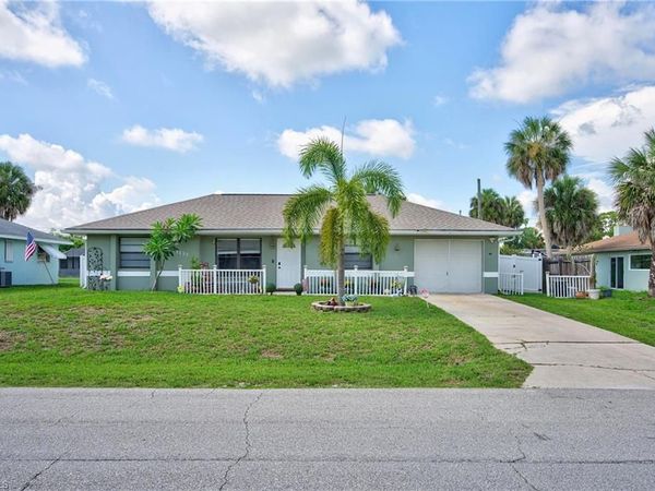 1253 Fleetwood DR NW, PORT CHARLOTTE, FL 33948