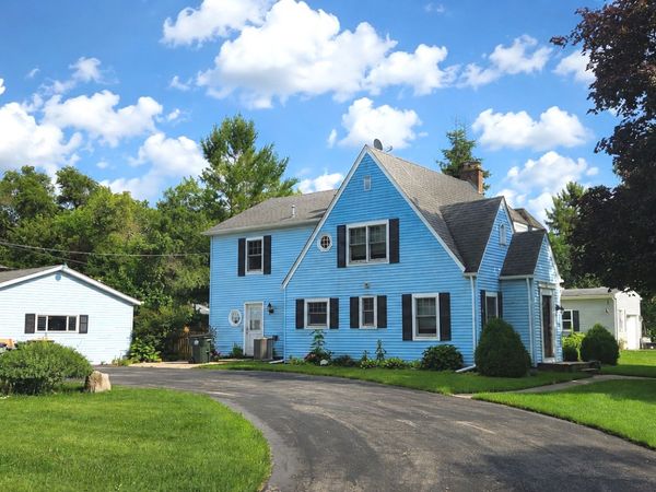 42509 N Lake Drive, Antioch, IL 60002