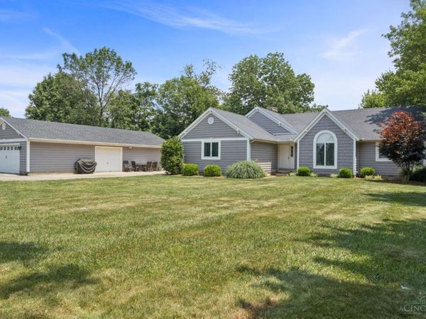 3 Hatchet Cove, Franklin Twp, OH 45171