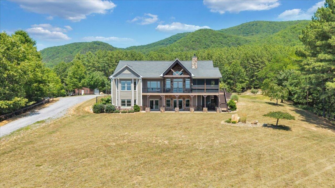 890 Blain Rd , Buchanan, VA 24066 Main Photo