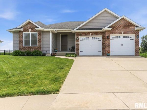 2820 Castlerock Ridge Ridge, Springfield, IL 62711