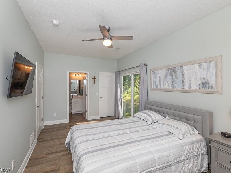 671 Treadway Boulevard, Sheffield Lake, OH 44054 Photo 13