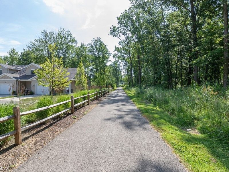 671 Treadway Boulevard, Sheffield Lake, OH 44054 Photo 34
