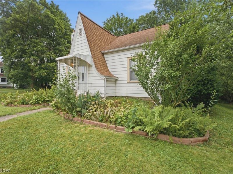350 Wabash N, Brewster, OH 44613 Photo 2