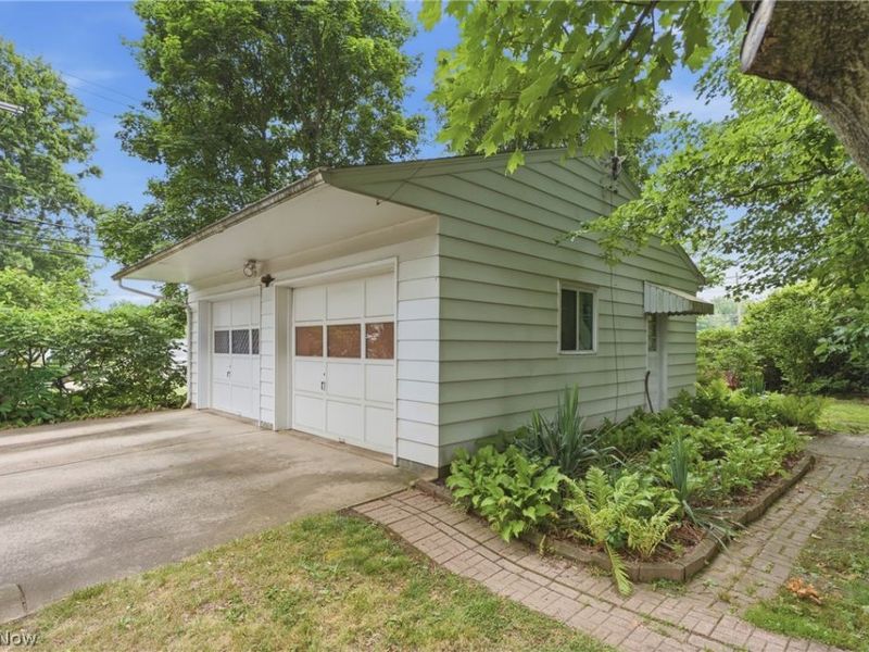 350 Wabash N, Brewster, OH 44613 Photo 4