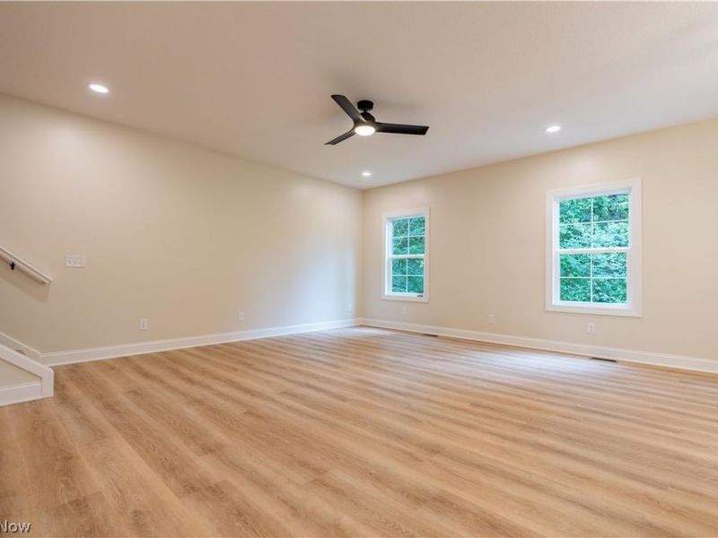 7876 Burkey Road NW, North Canton, OH 44720 Photo 2