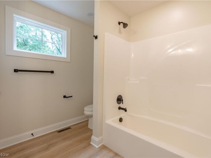 7876 Burkey Road NW, North Canton, OH 44720 Photo 23