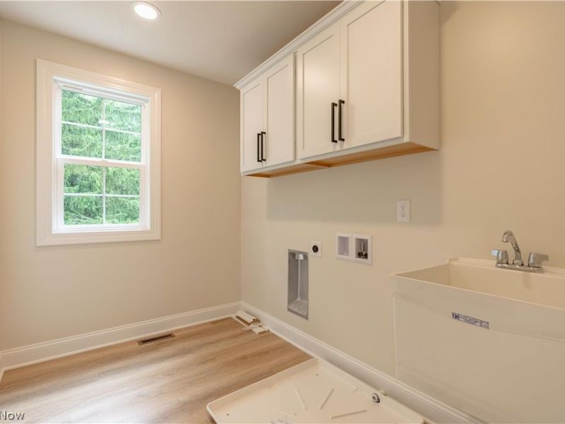 7876 Burkey Road NW, North Canton, OH 44720 Photo 30