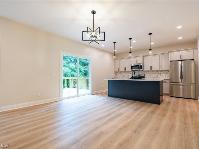7876 Burkey Road NW, North Canton, OH 44720 Photo 6