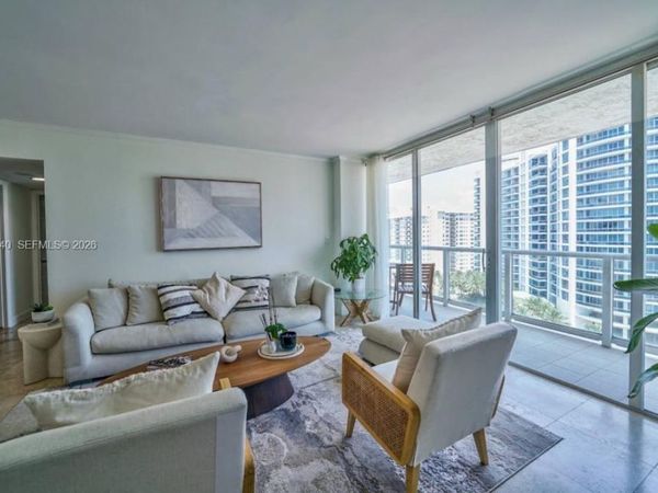 5900 Collins Ave , Unit 1406, Miami Beach, FL 33140