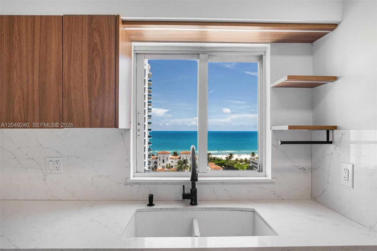 5900 Collins Ave, Unit 1406, Miami Beach, FL 33140 Photo