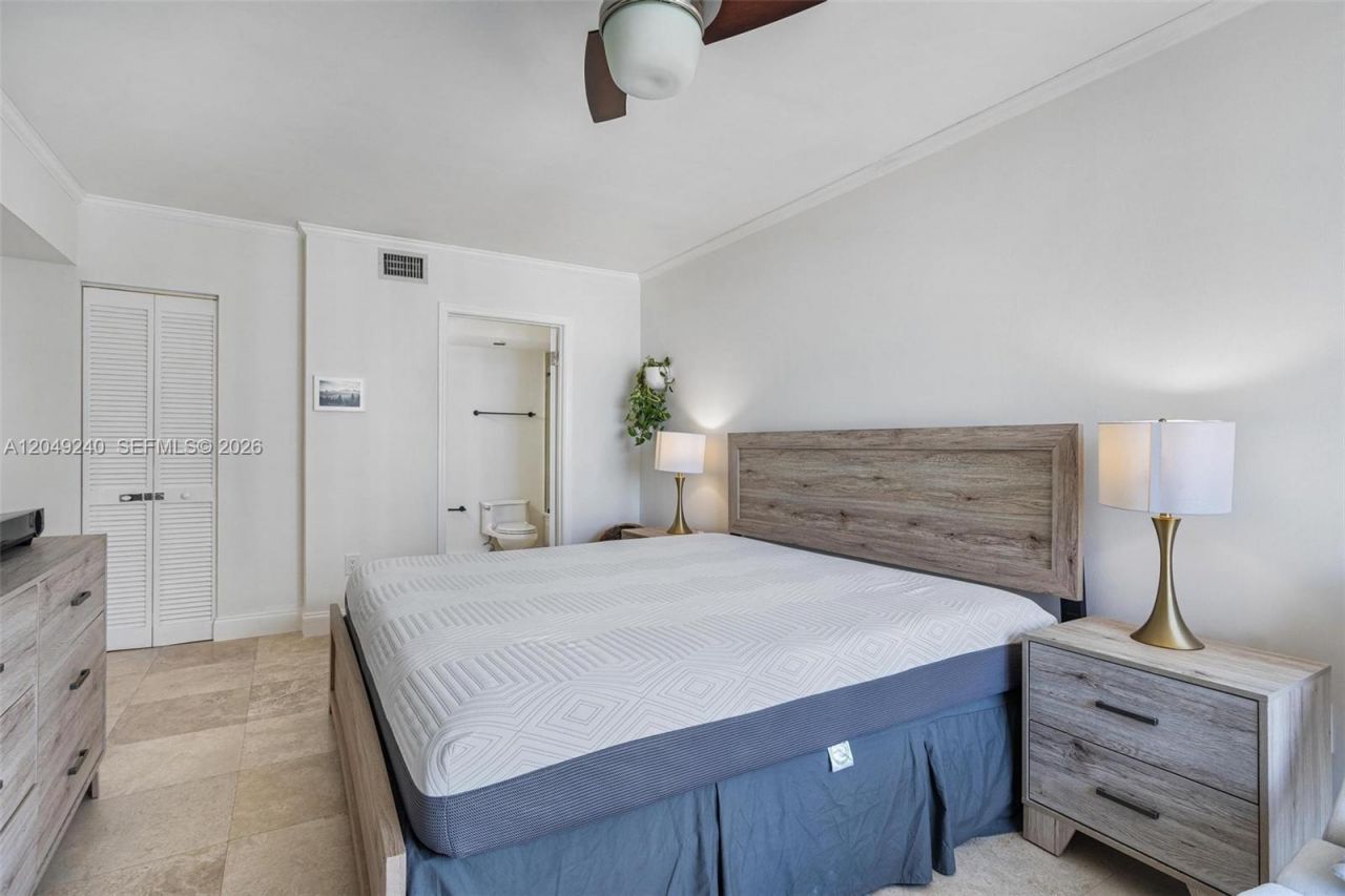 5900 Collins Ave, Unit 1406, Miami Beach, FL 33140 Photo