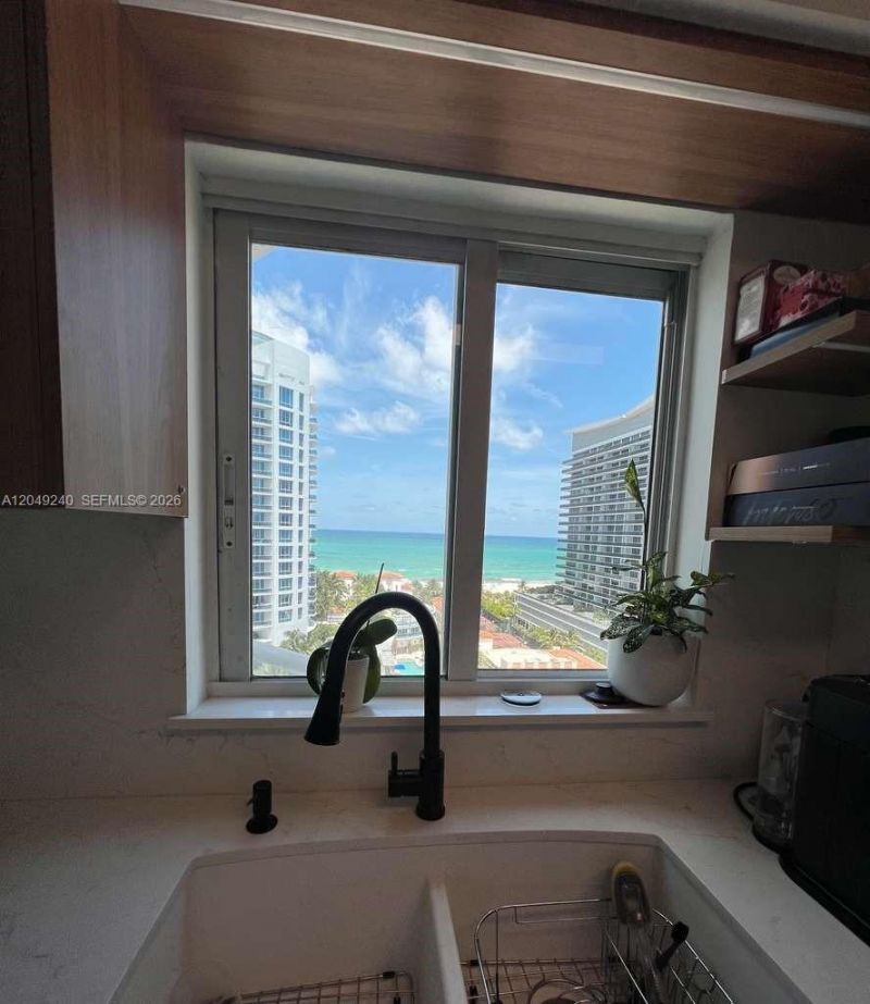 5900 Collins Ave , Unit 1406, Miami Beach, FL 33140 Photo