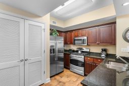 100 North Beach Blvd.  photo 4