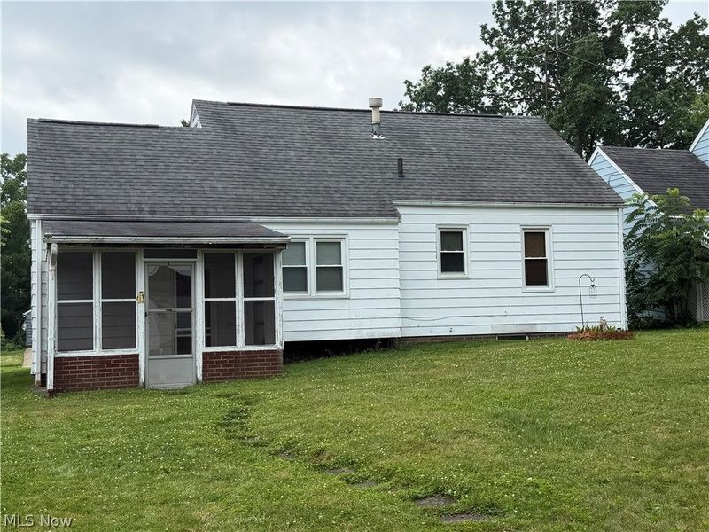 1021 W College Road, Alliance, OH 44601 Photo 4