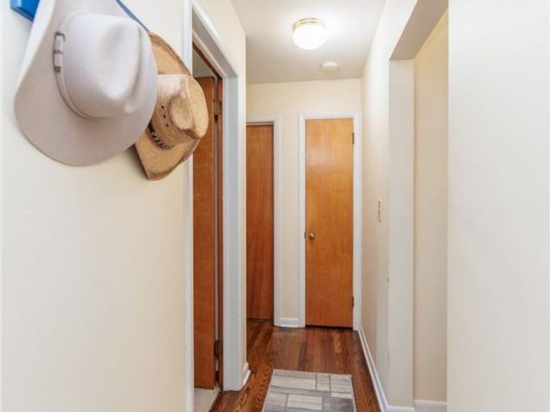 3284-3290 Hudson Drive , Cuyahoga Falls, OH 44221 Photo 15