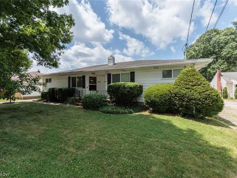 3284-3290 Hudson Drive , Cuyahoga Falls, OH 44221 Photo 2