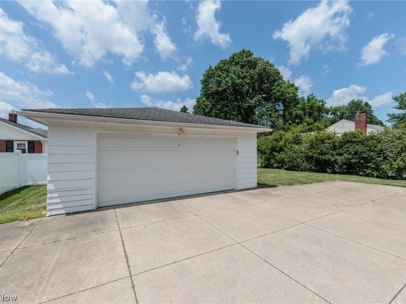 3284-3290 Hudson Drive , Cuyahoga Falls, OH 44221 Photo 4
