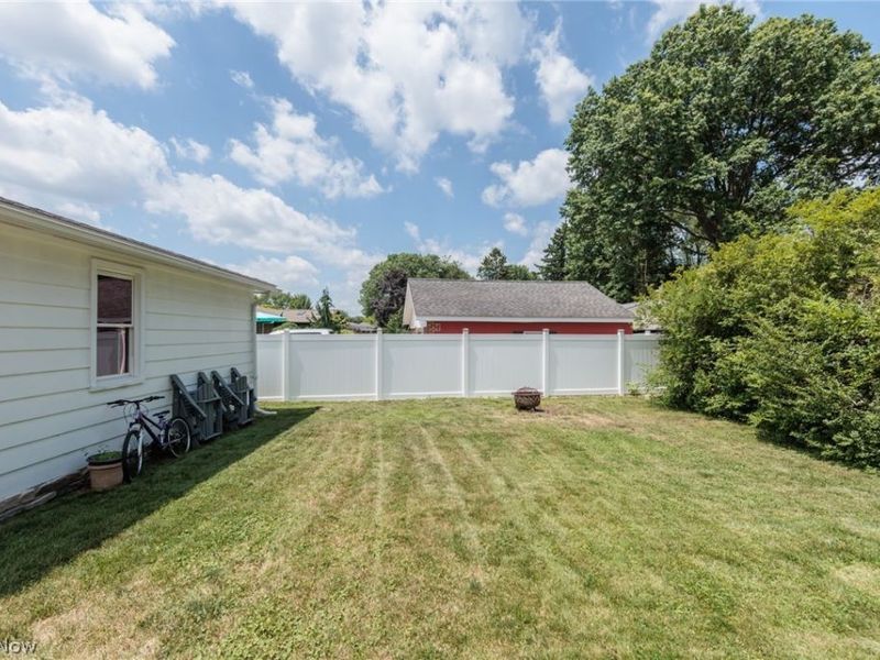 3284-3290 Hudson Drive , Cuyahoga Falls, OH 44221 Photo 6