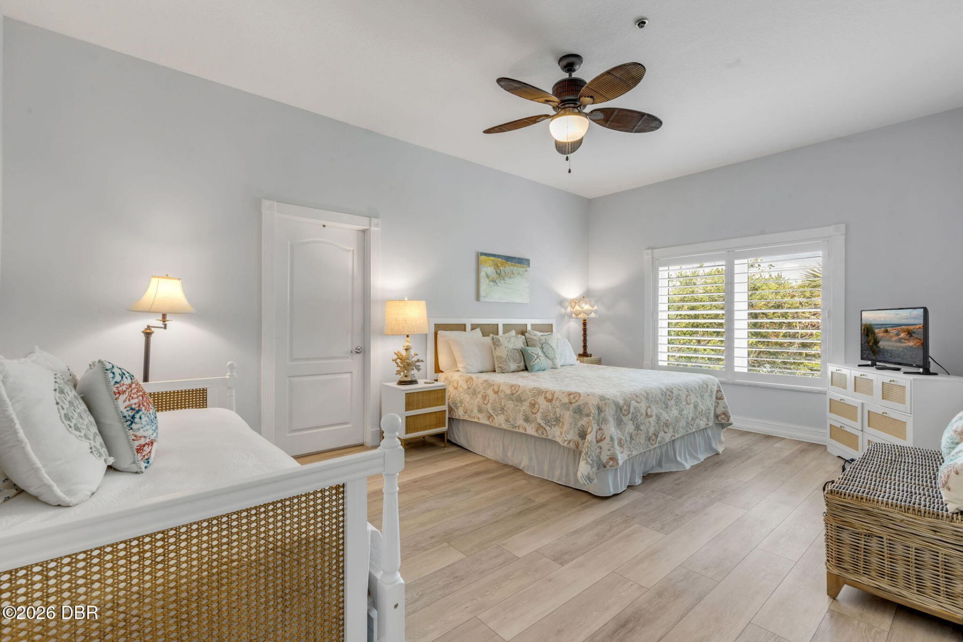 423 S Atlantic Avenue, Unit 102, New Smyrna Beach, FL 32169 Photo