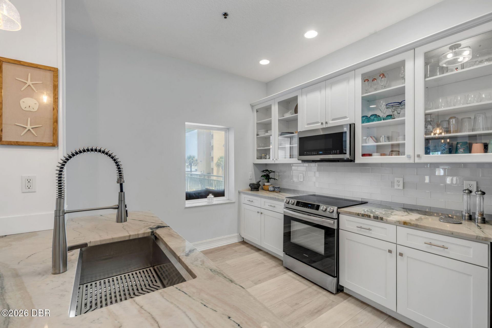 423 S Atlantic Avenue, Unit 102, New Smyrna Beach, FL 32169 Photo