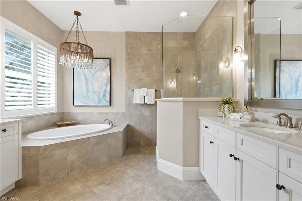 6348 Lyford Isle Dr, Naples, FL 34113 Photo