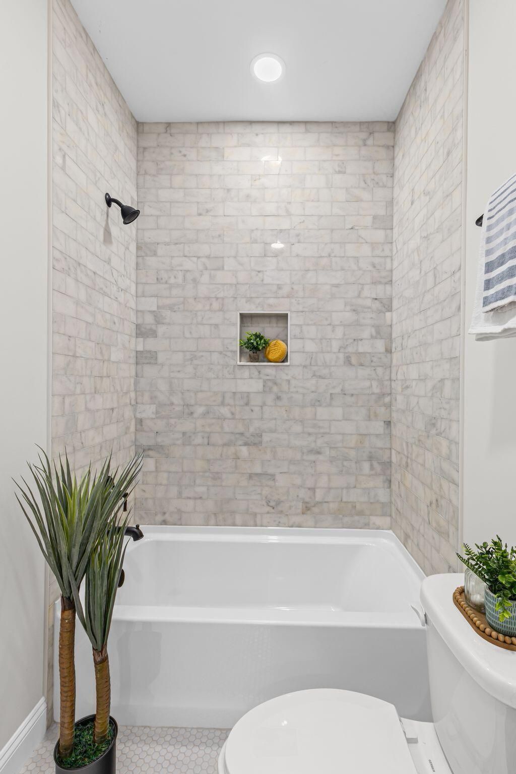 122 Bramwell Drive Photo 24