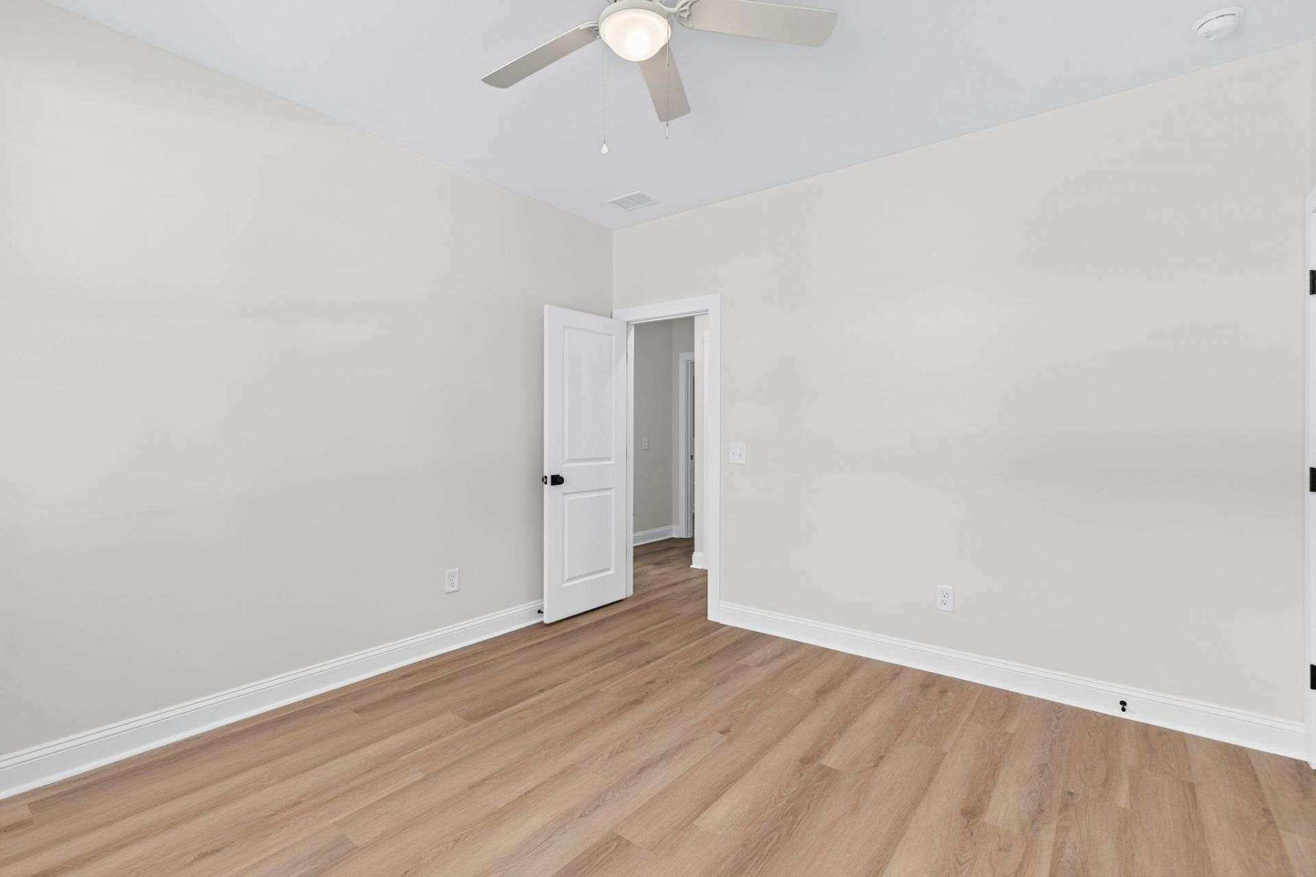 122 Bramwell Drive Photo 26