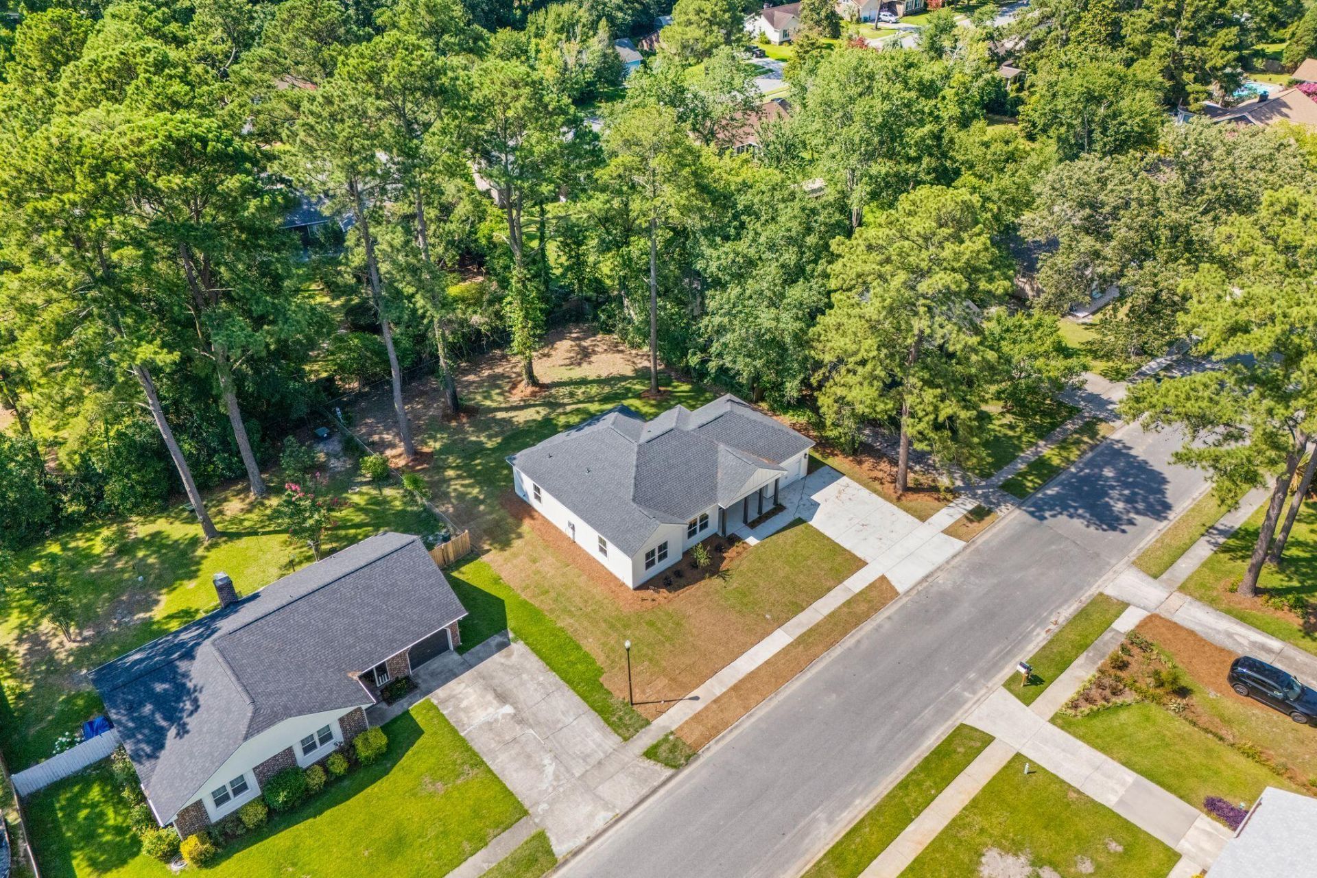 122 Bramwell Drive Photo 32