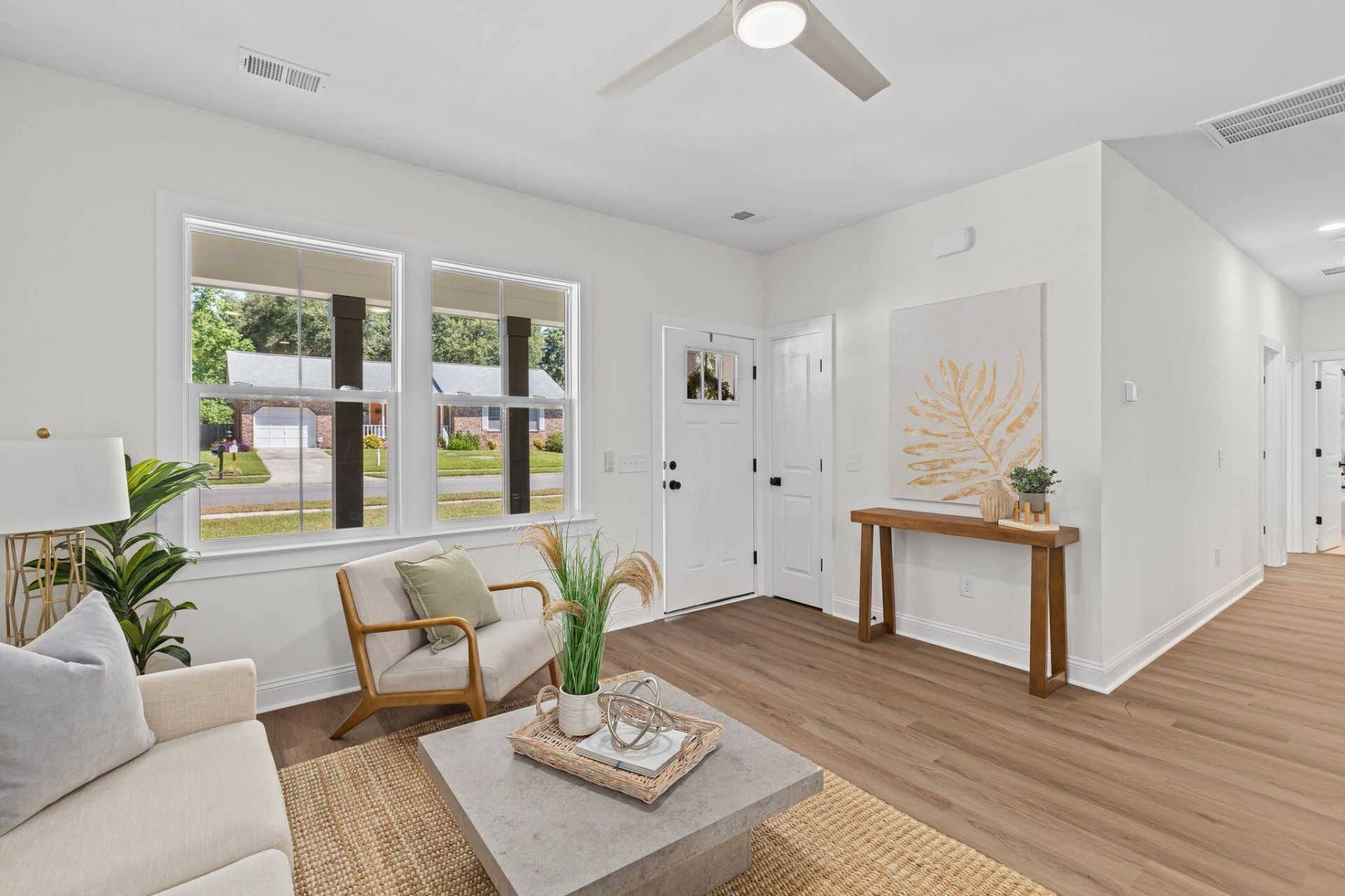 122 Bramwell Drive Photo 5