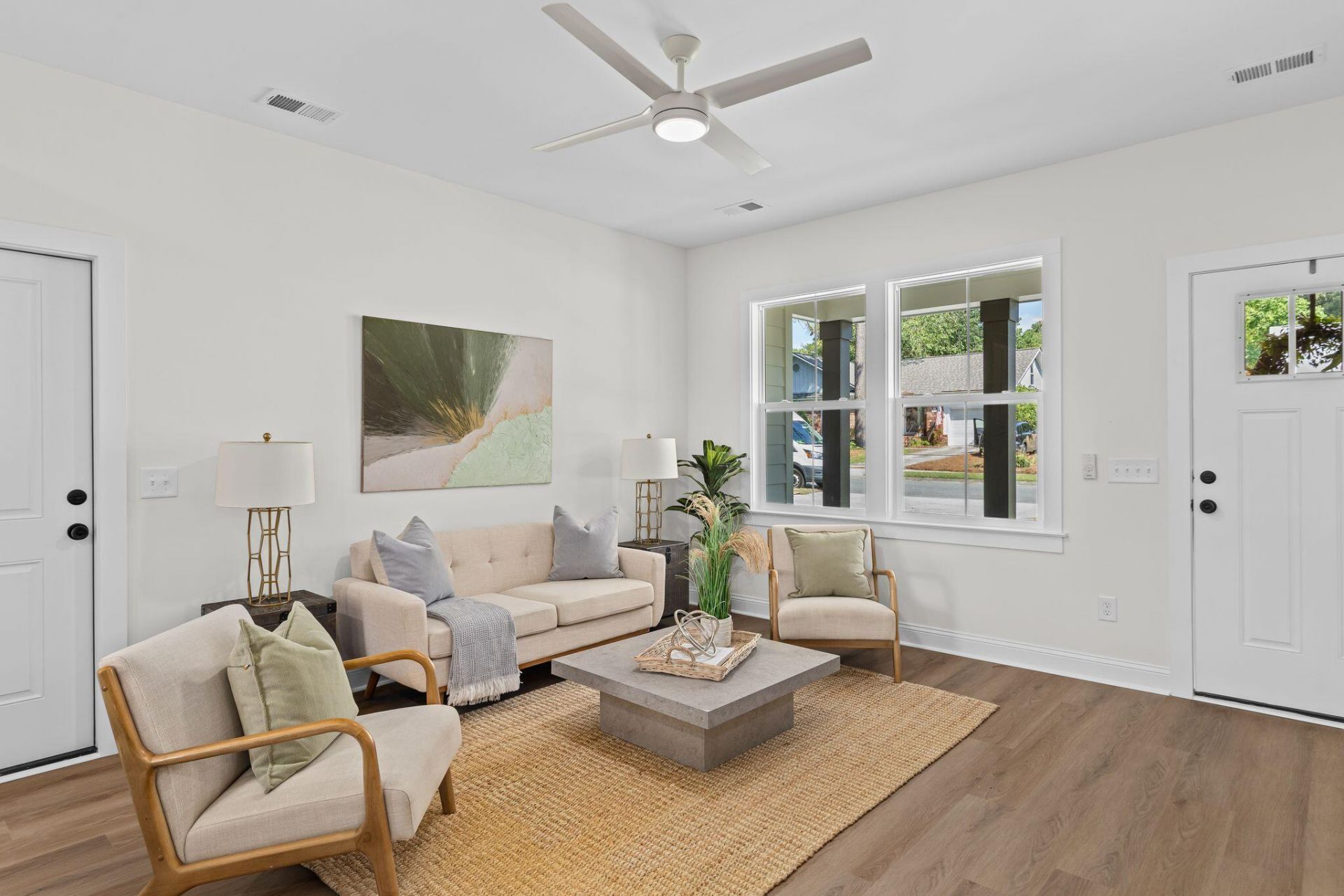 122 Bramwell Drive Photo 6