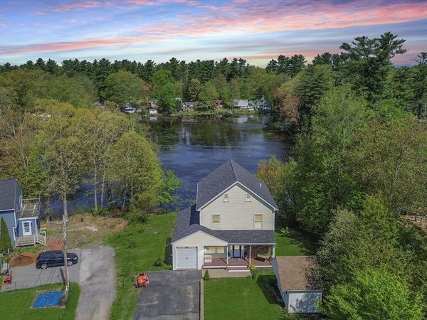 8 Dulcies Pt Rd, Kingston, NH 03848