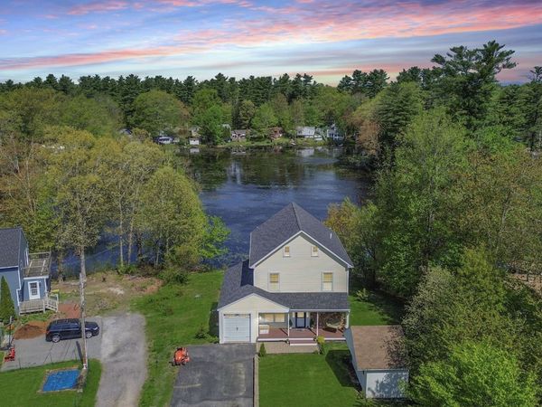8 Dulcies Pt Rd, Kingston, NH 03848