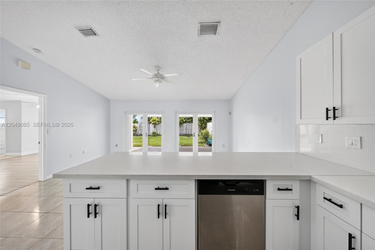 14412 SW 115th St , Miami, FL 33186 Photo