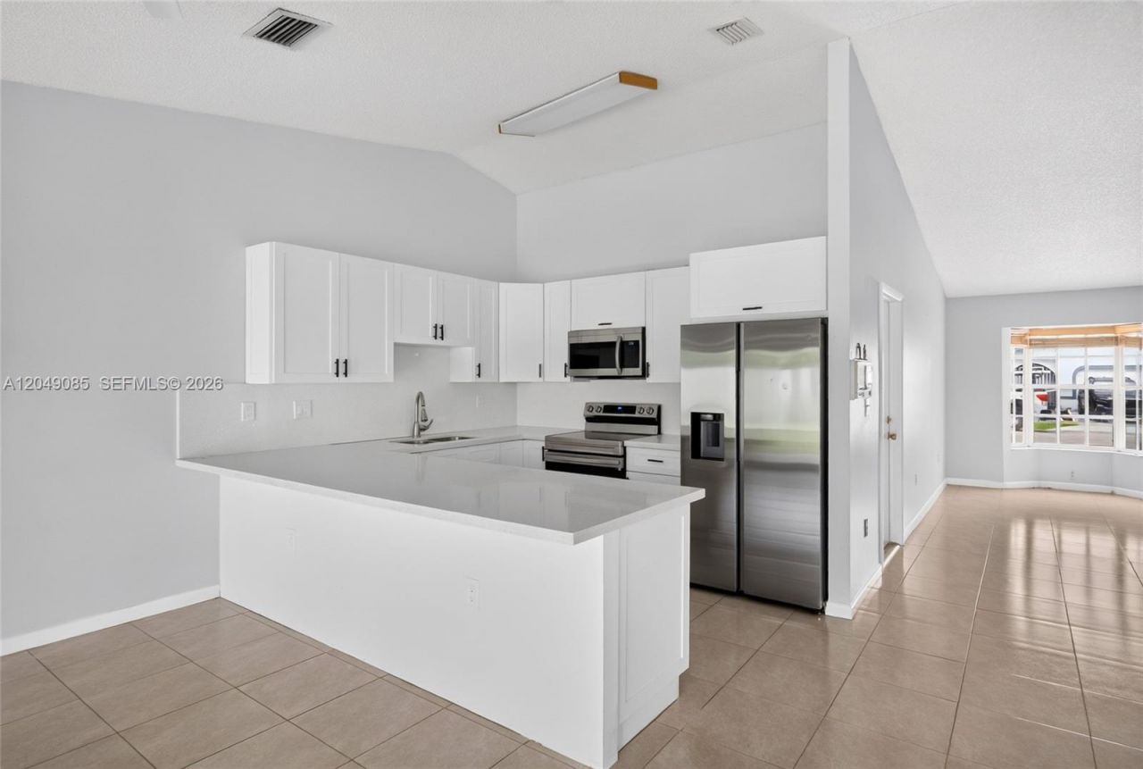 14412 SW 115th St , Miami, FL 33186 Photo