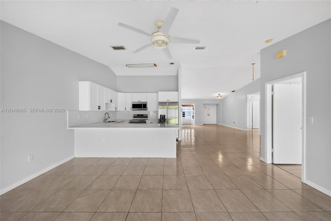 14412 SW 115th St , Miami, FL 33186 Photo