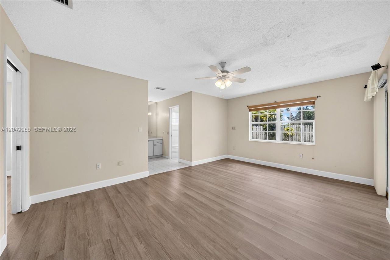 14412 SW 115th St , Miami, FL 33186 Photo
