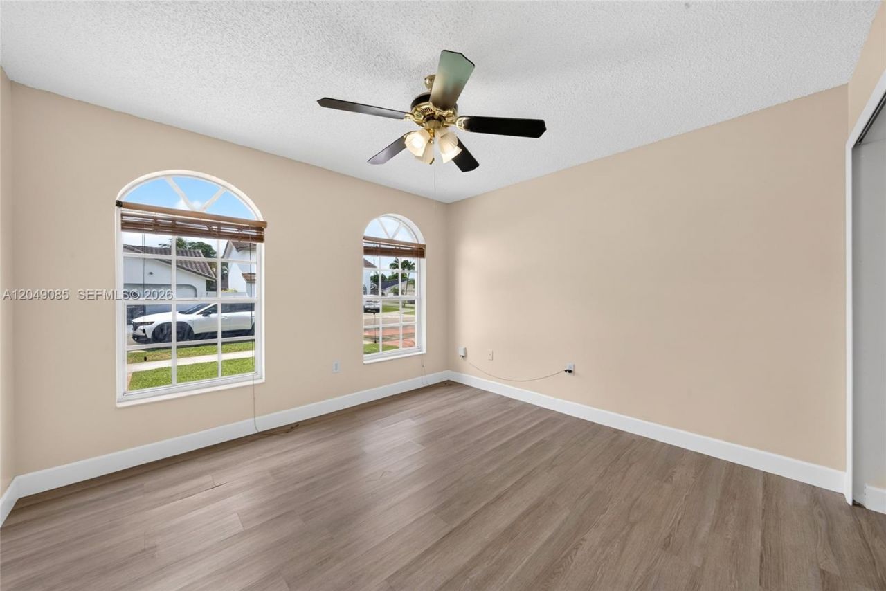 14412 SW 115th St , Miami, FL 33186 Photo