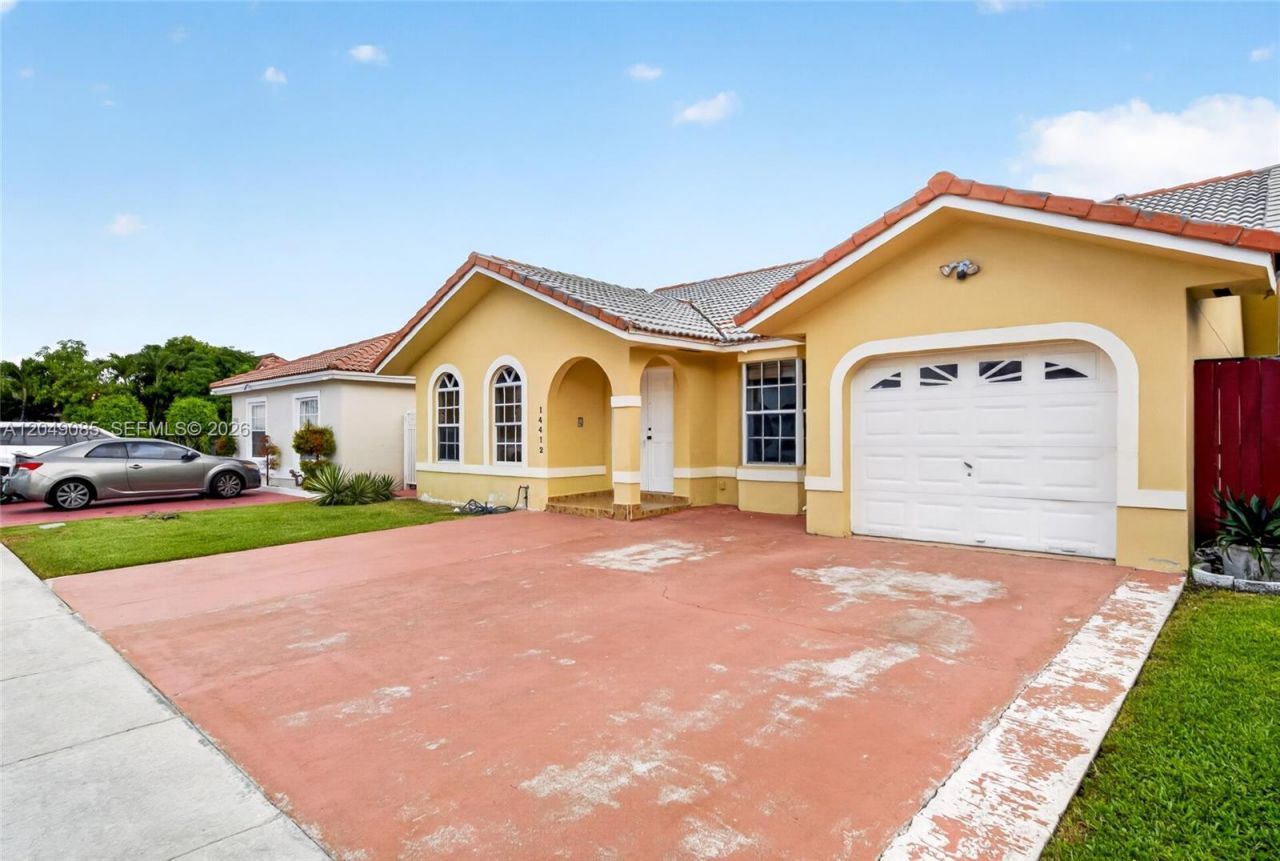 14412 SW 115th St , Miami, FL 33186 Photo
