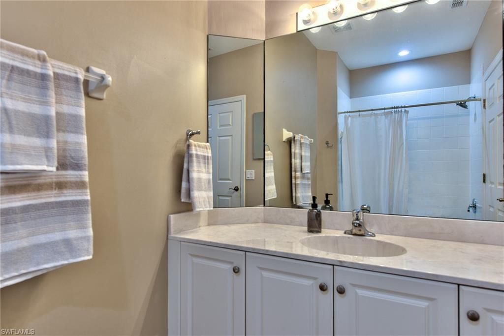 20081 Seagrove St , Unit 902, Estero, FL 33928 Photo
