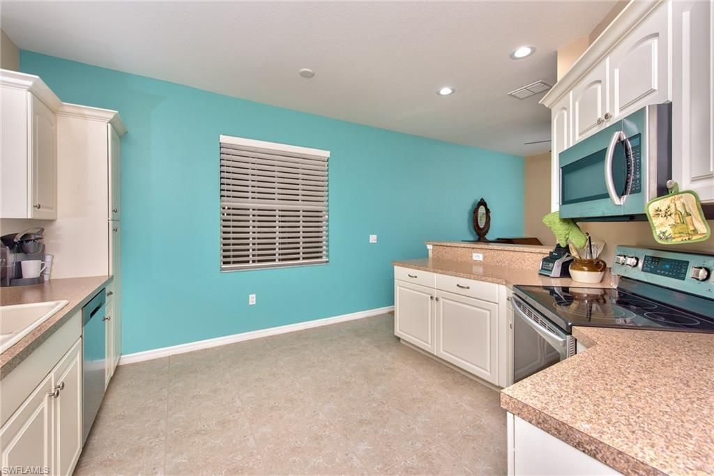 20081 Seagrove St , Unit 902, Estero, FL 33928 Photo